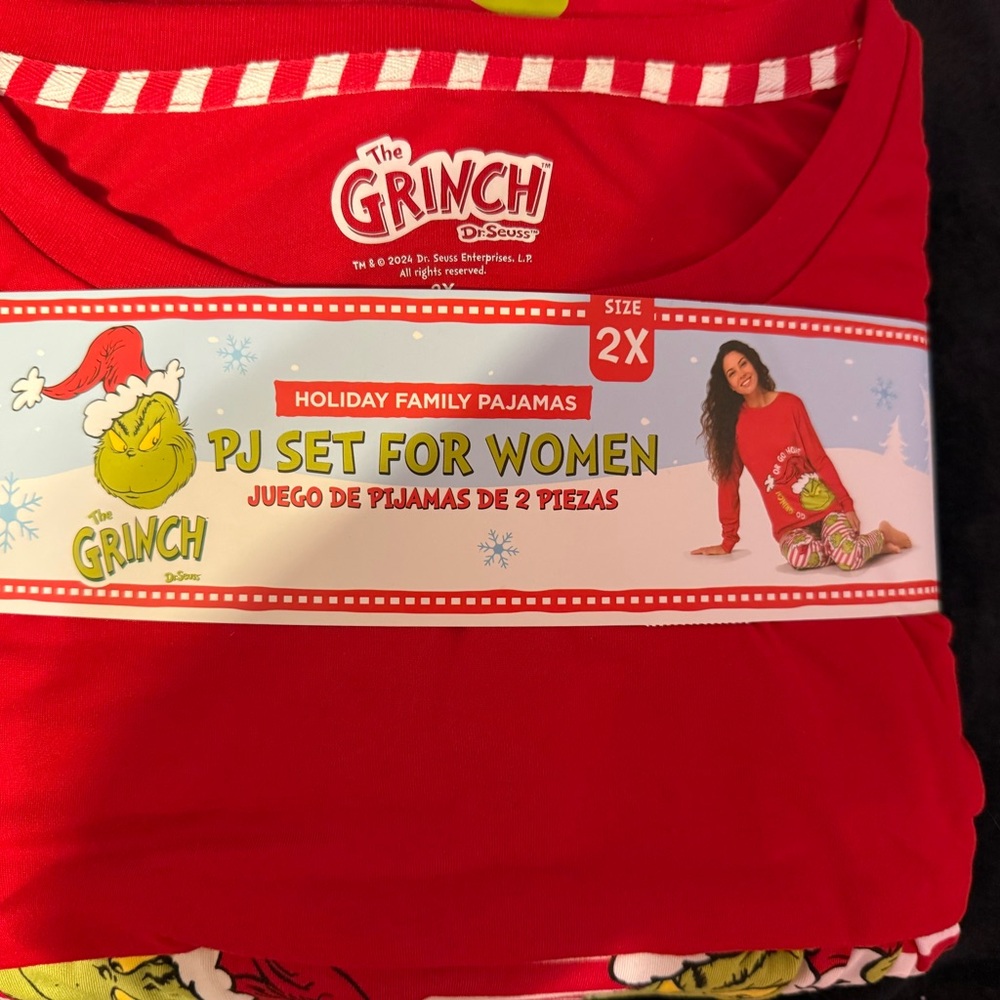 Dr. Seuss Red Grinch Pajama Set